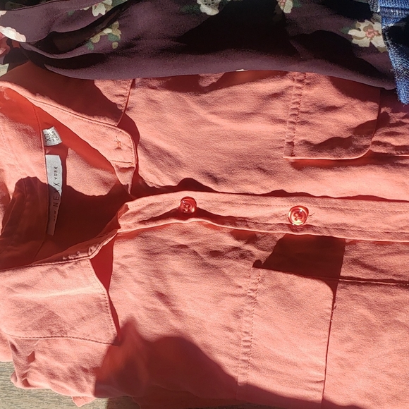 Business casual top and sweater bundle - Picture 2 of 7